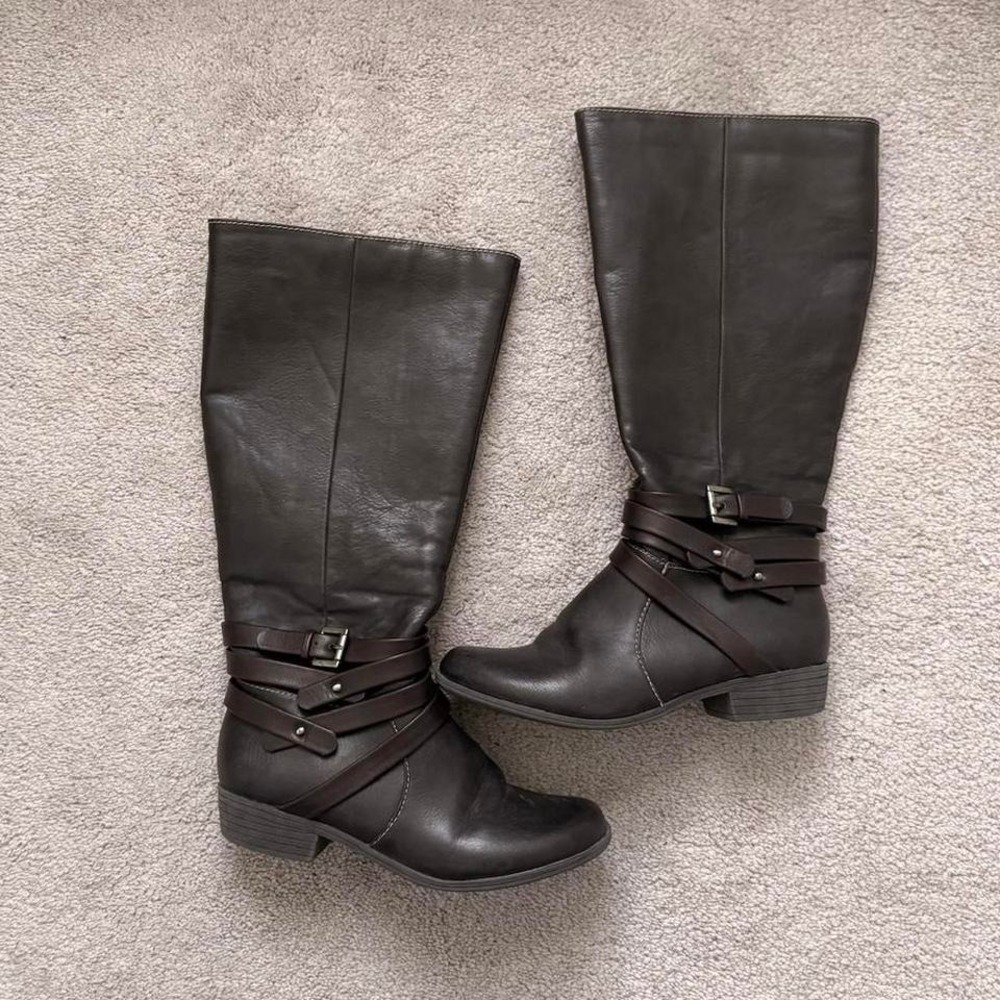 y2k 2000s brown knee high buckle